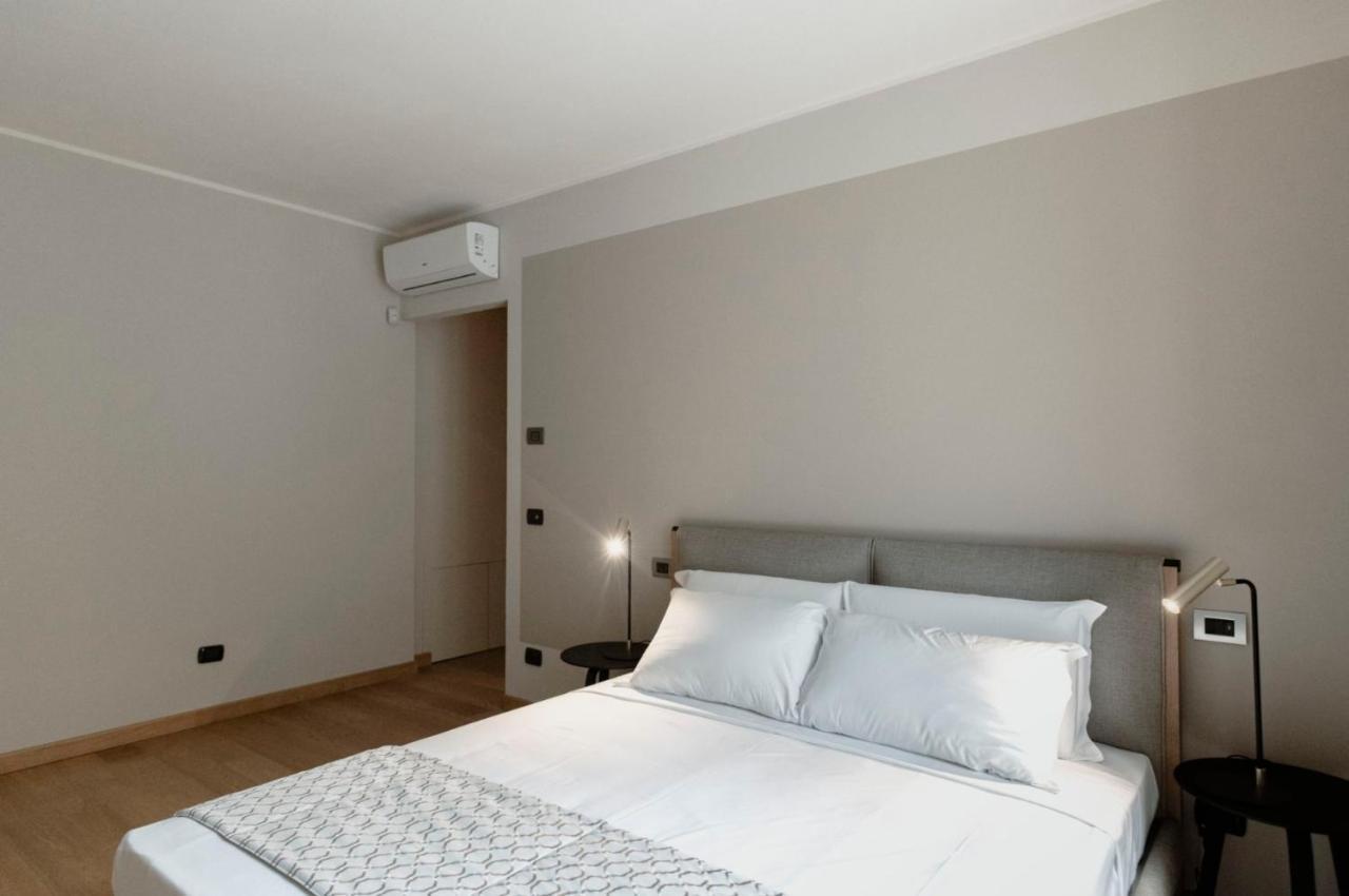 Parco Reala // Rural - Luxury - Rooms Corneliano d'Alba Bagian luar foto