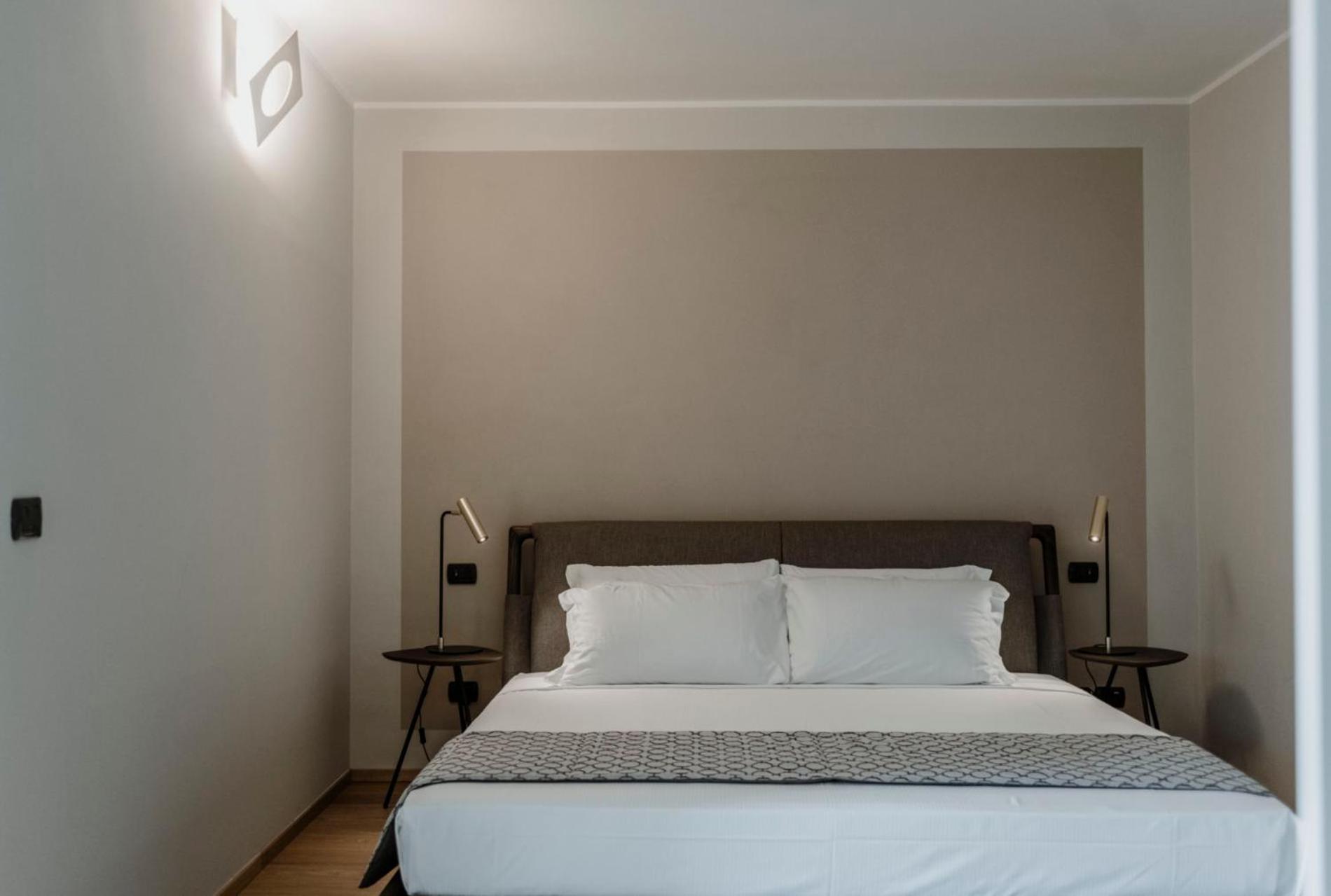 Parco Reala // Rural - Luxury - Rooms Corneliano d'Alba Ruang foto